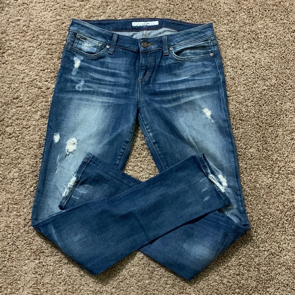 Distressed den